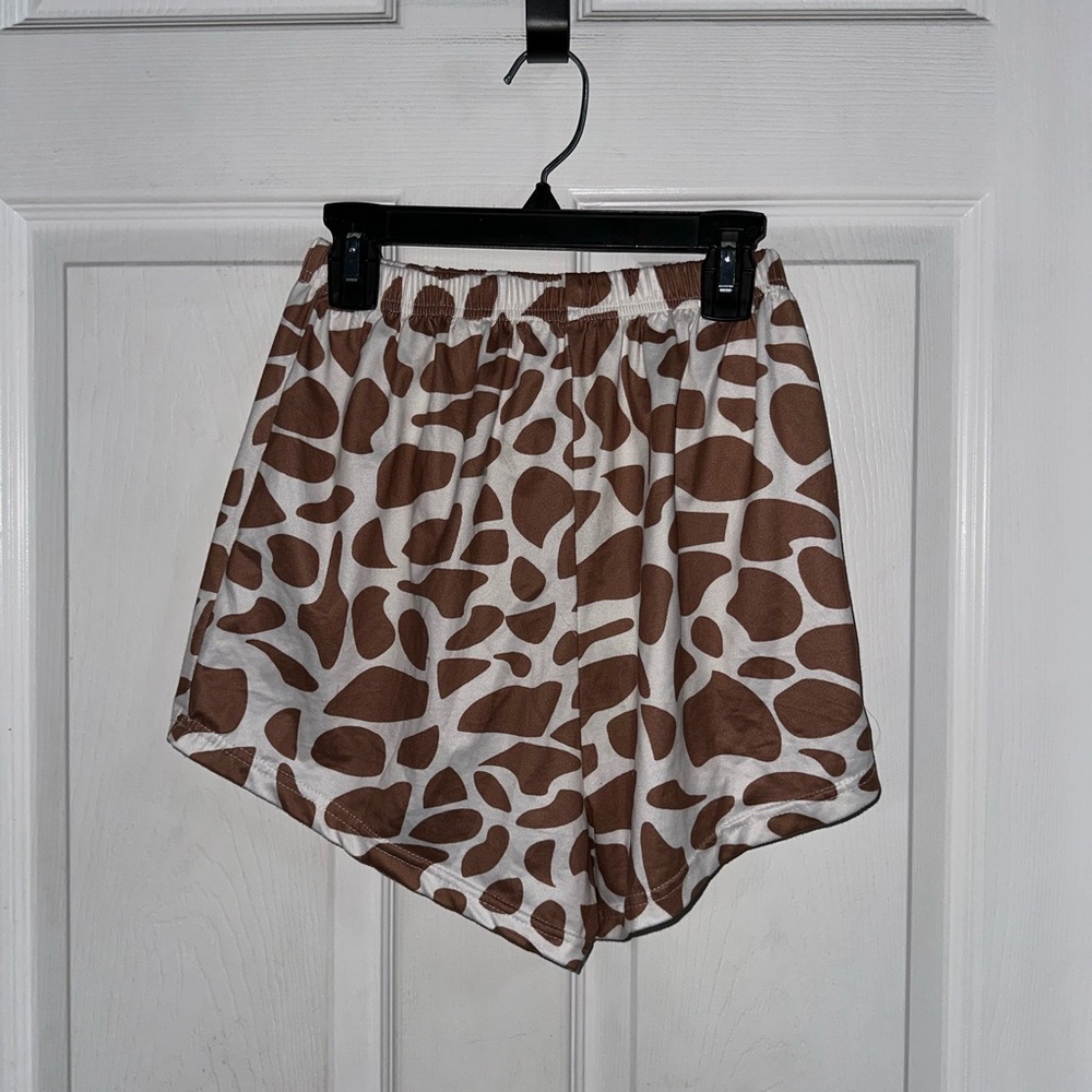 Brown and White Patterned Women's Lounge Shorts - Picture 2 of 3